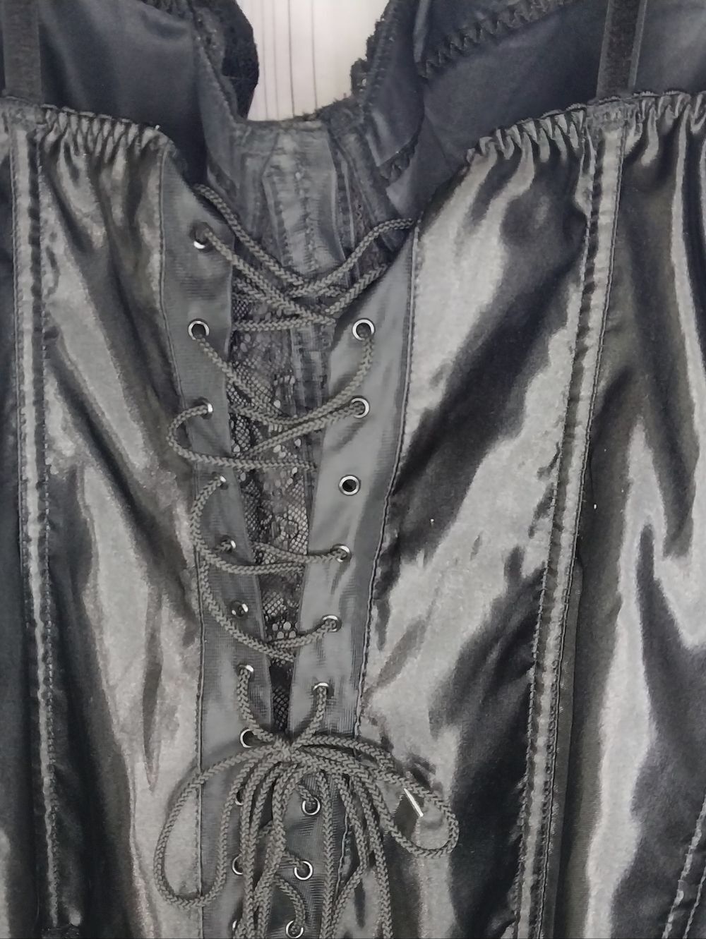 Lover's Lane Black Lace Satin Vintage Style Gothic Grunge Y2K 90's Corset Top - Picture 4 of 7